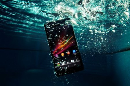 防水性能再升級！Sony Xperia ZR化身水下攝影機